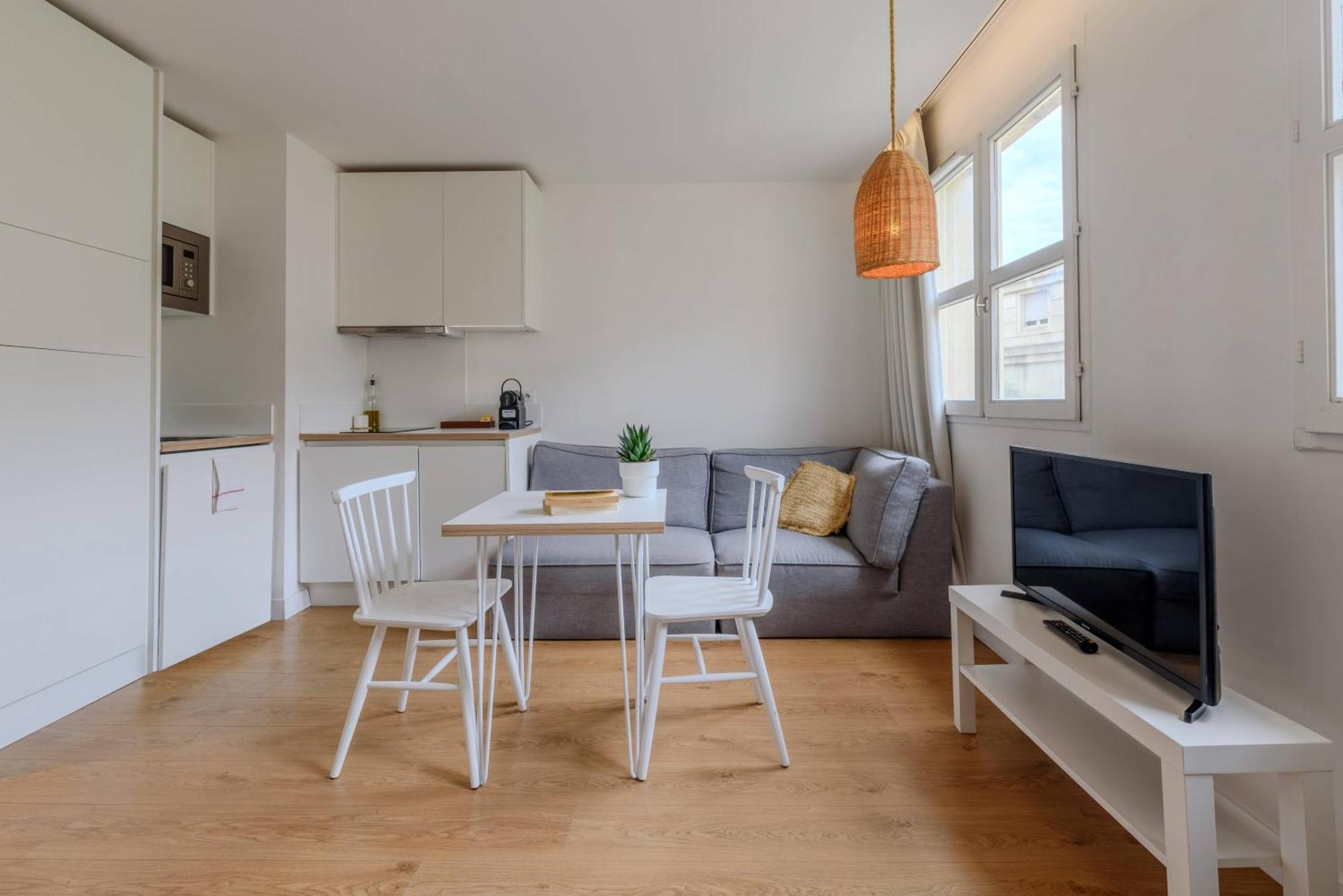 Les Appartements Et Chambres De Montpellier Exterior photo